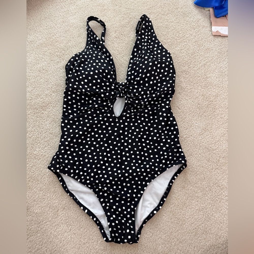 Kona Sol One Piece Bathing Suit M